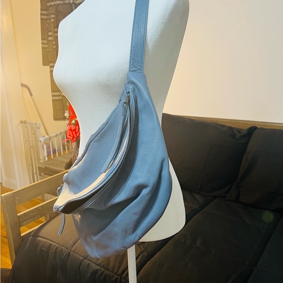 Genuine Leather Sling Bag (made in Italy) - Picture 4 of 8